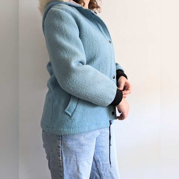 Arctic-Style Wool Parka - 80's Canadian Sportswear Winter Jacket - Fur Trim - Picture 4 of 10